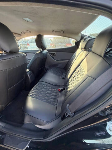 2014 Hyundai Elantra SE