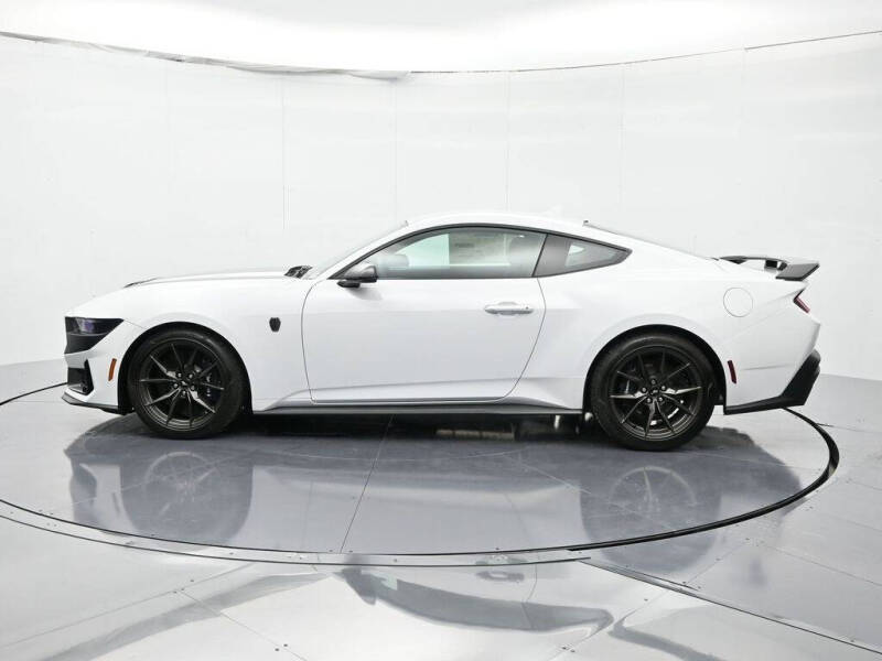 2025 Ford Mustang Dark Horse