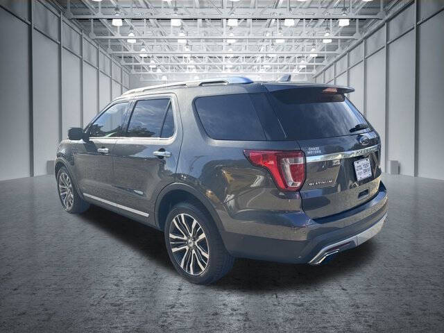 2017 Ford Explorer Platinum