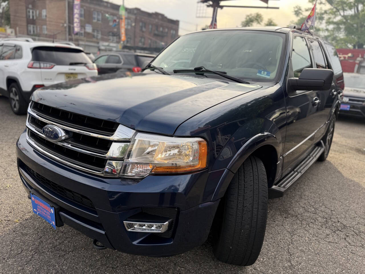 Blue 2016 Ford Expedition XLT 4x4 XLT 4dr SUV 25