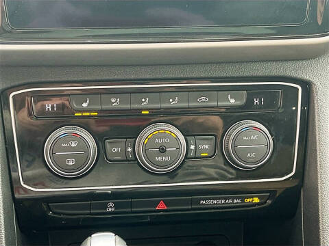 2020 Volkswagen Atlas Cross Sport V6 SEL 4Motion