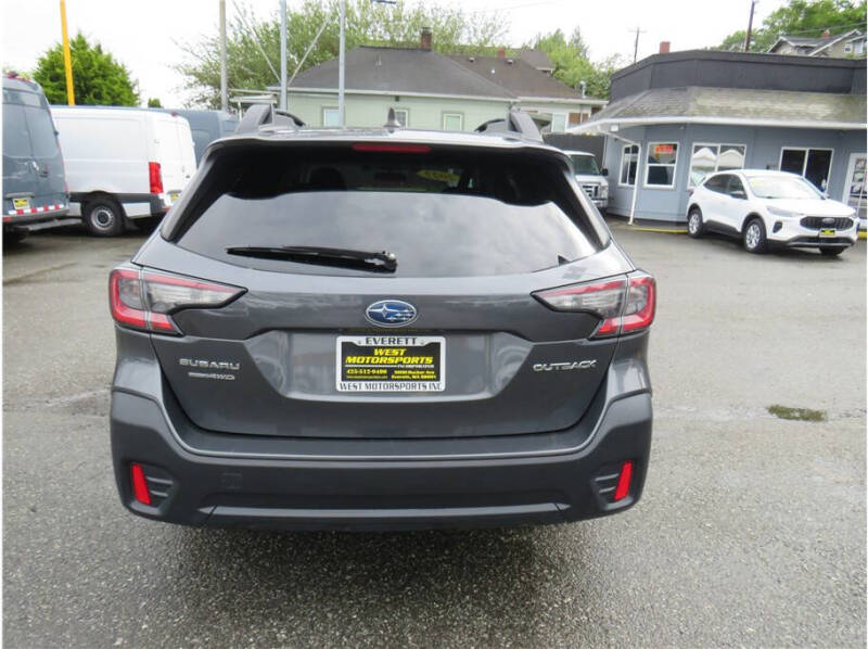 2022 Subaru Outback Premium