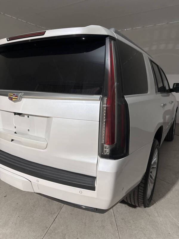 2018 Cadillac Escalade Platinum