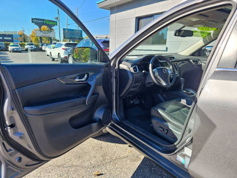 2016 Nissan Rogue SL
