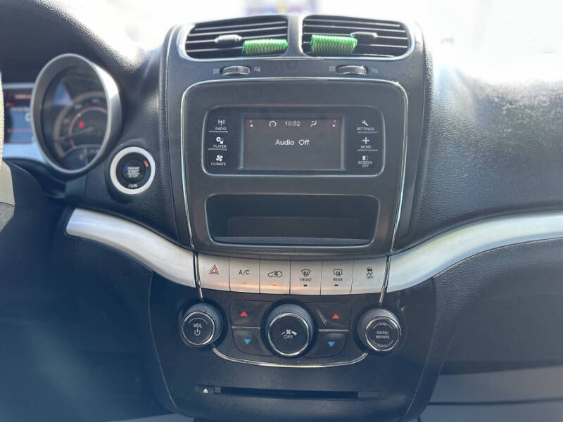 2019 Dodge Journey SE