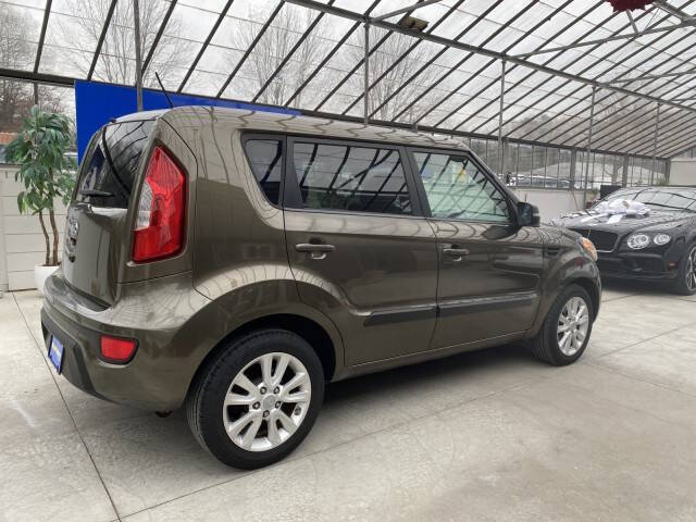 2013 Kia Soul +