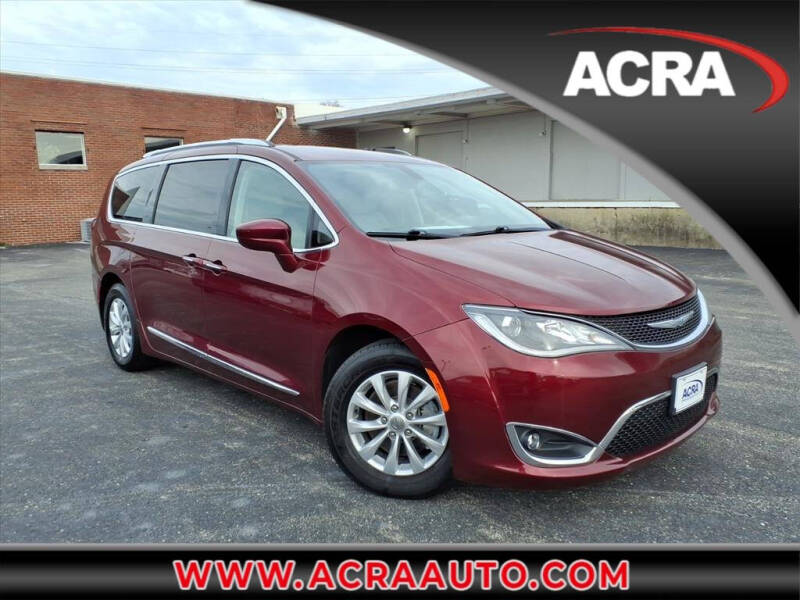 2018 Chrysler Pacifica Touring L Plus's photo