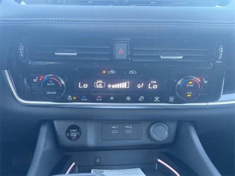 2025 Nissan Rogue SL