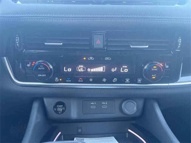 2025 Nissan Rogue SL