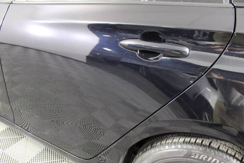 2022 Toyota Prius XLE AWD-e