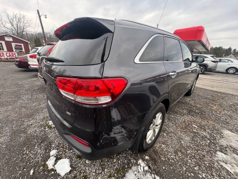 2016 Kia Sorento LX