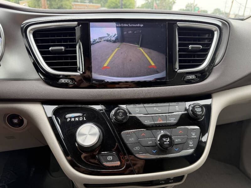 2019 Chrysler Pacifica Touring L Plus