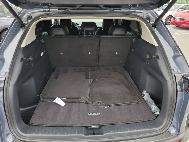 2024 Mazda CX-50 2.5 S Premium Plus