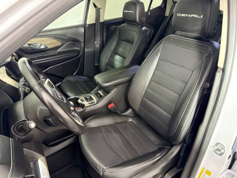 2022 GMC Terrain Denali