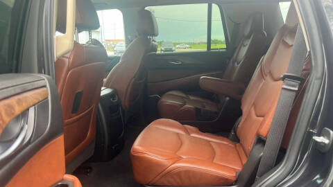 2019 Cadillac Escalade Luxury