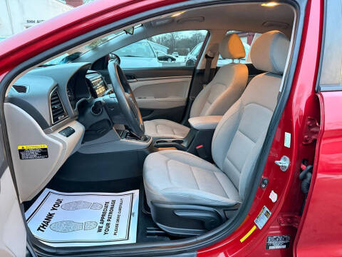 2017 Hyundai Elantra SE