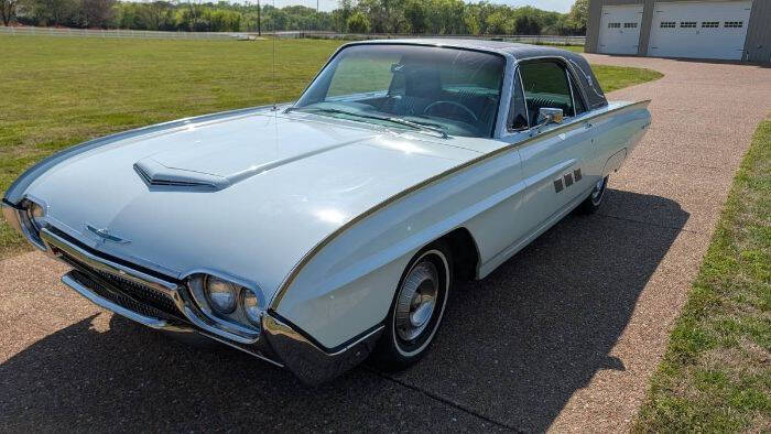 1963 Ford Thunderbird