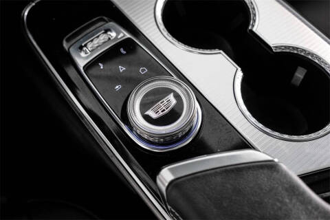 2024 Cadillac LYRIQ Tech