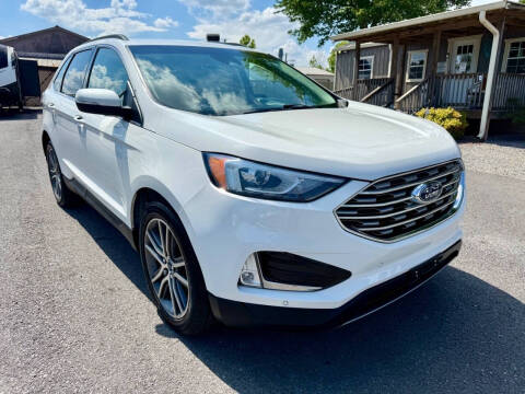2020 Ford Edge Titanium