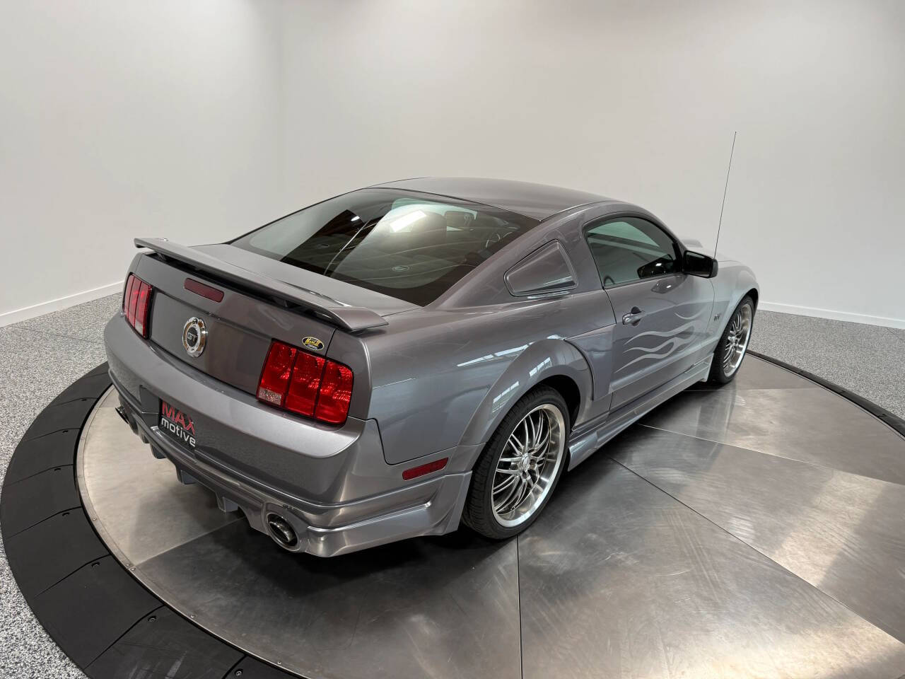 2007 Ford Mustang 18