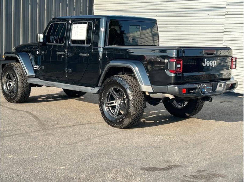 2020 Jeep Gladiator Overland