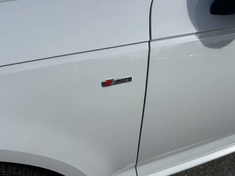 2018 Audi A4 2.0T quattro Premium Plus