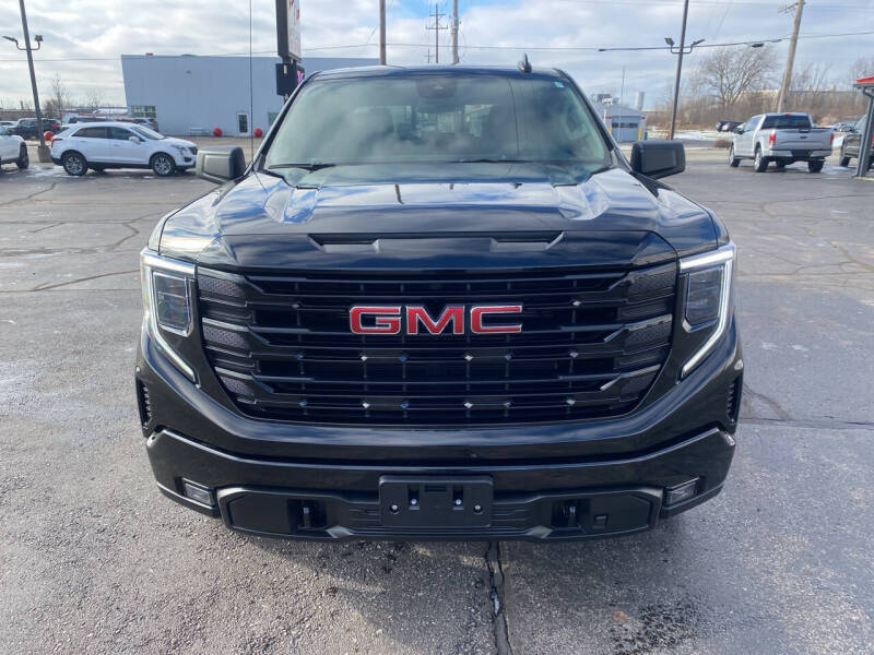 2023 GMC Sierra 1500 Elevation