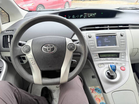 2014 Toyota Prius Five