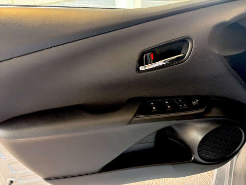 2016 Toyota Prius Three