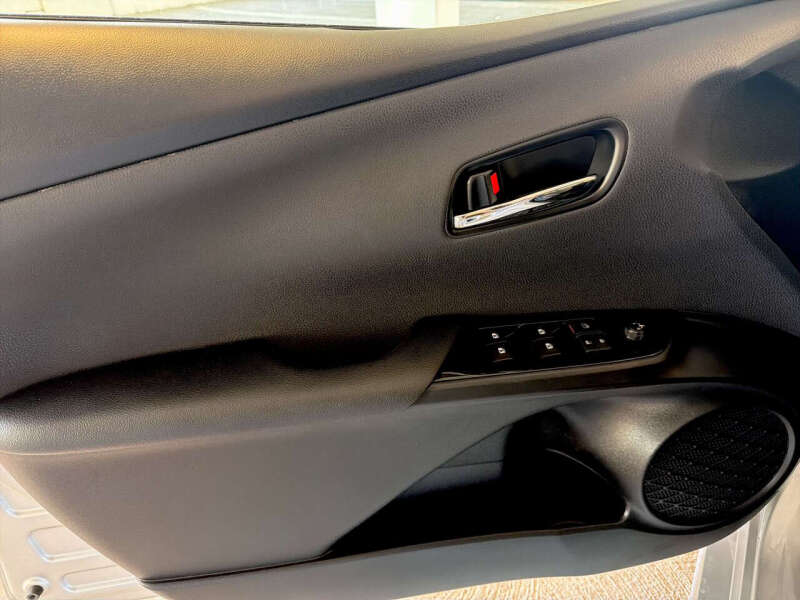 2016 Toyota Prius Three