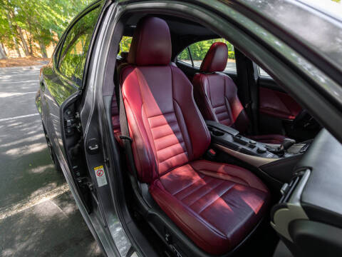 2017 Lexus IS 200t