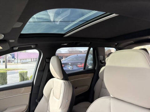 2025 Volvo XC90 B5 Plus Bright Theme 7P