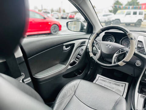 2014 Hyundai Elantra SE