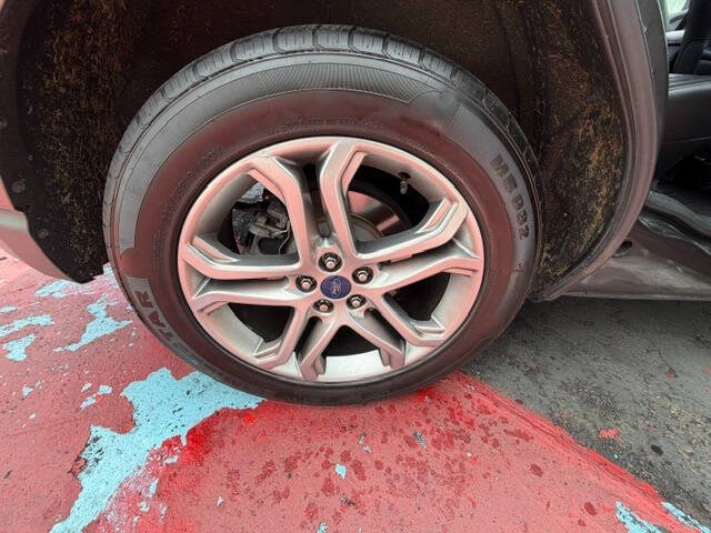 2017 Ford Edge Titanium