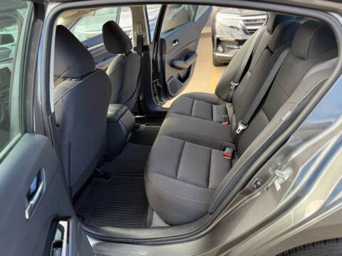 2022 Nissan Altima 2.5 SV