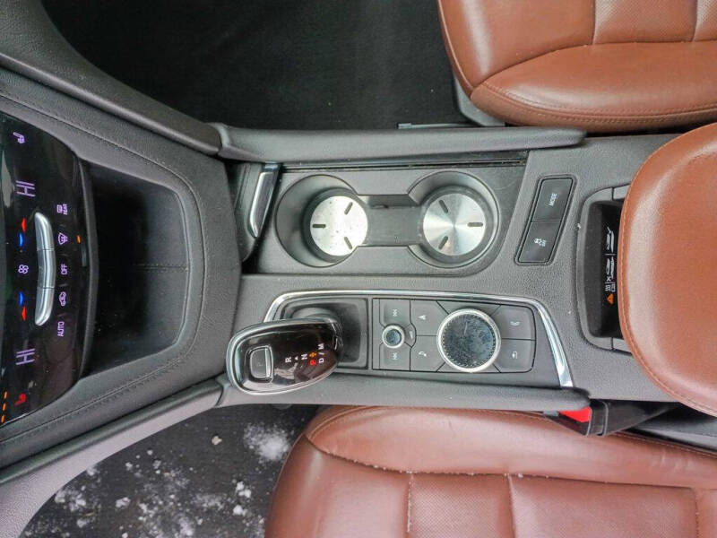 2021 Cadillac XT5 Premium Luxury