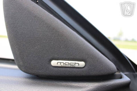 2003 Ford Mustang Mach 1 Premium