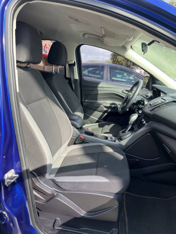2014 Ford Escape S