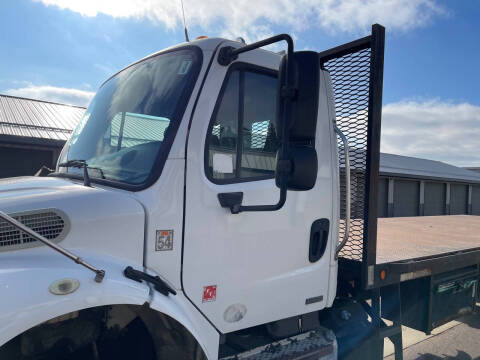 2012 Freightliner Business class M2