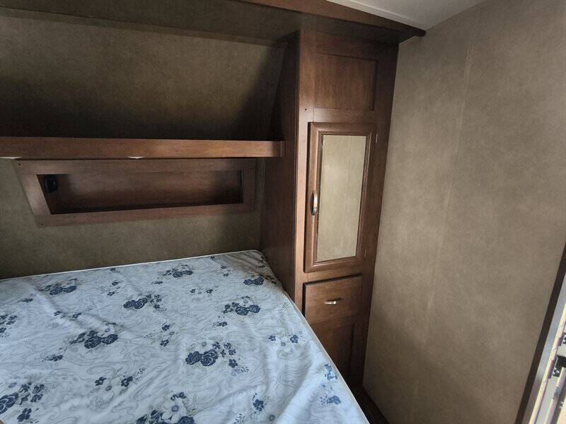 2016 Forest River VIBE 207RD