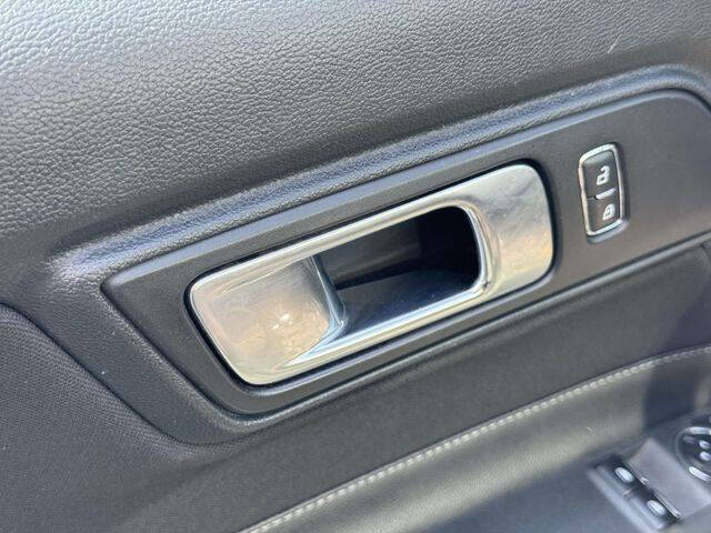 2020 Ford Mustang EcoBoost