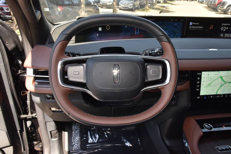 2025 Lincoln Navigator L Reserve