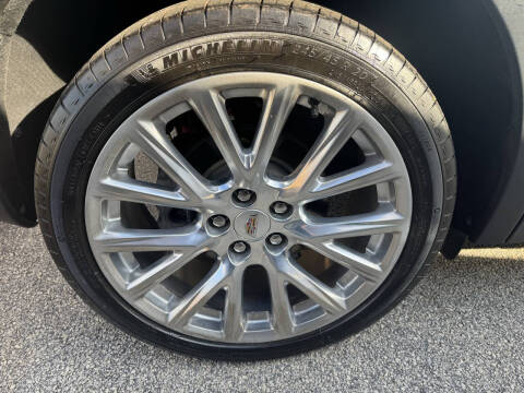 2019 Cadillac XT4 Premium Luxury