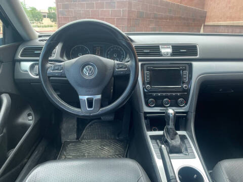 2013 Volkswagen Passat SE PZEV