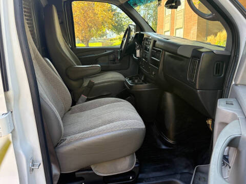 2015 GMC Savana 2500