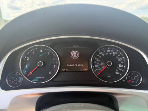 2017 Volkswagen Touareg V6 Executive