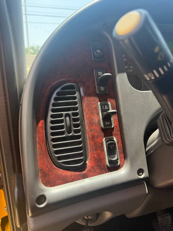 2020 Freightliner M2 106