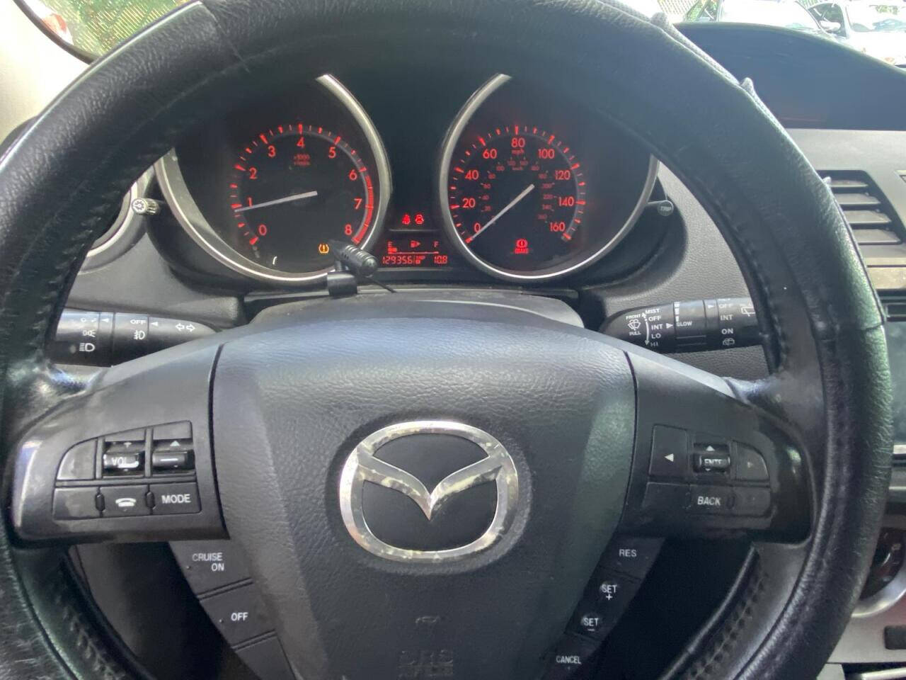 2011 Mazda MAZDA3  - $11,995