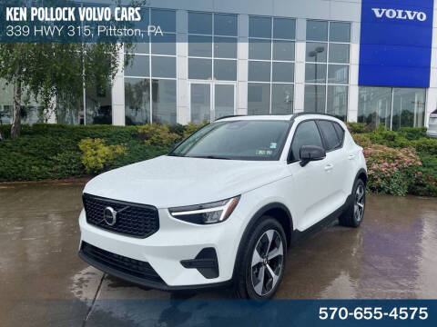 2026 Volvo XC40 B5 Core