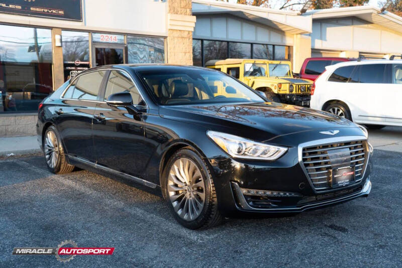 2017 Genesis G90